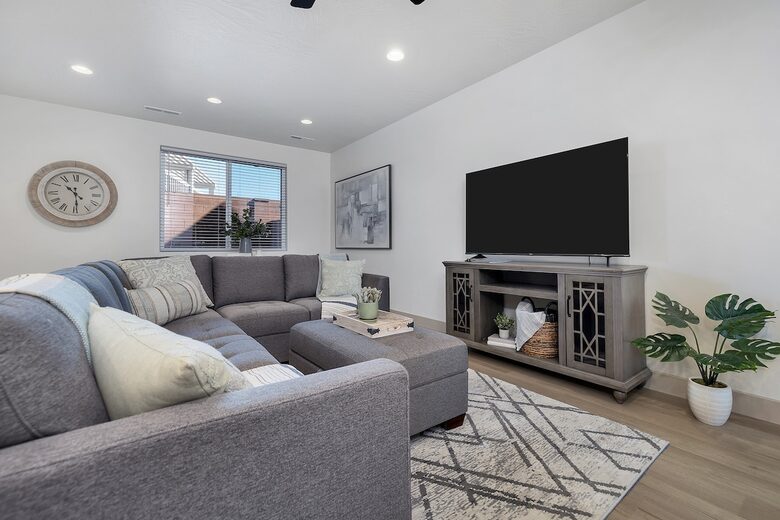 New St. George Getaway "Sunny Daze"! - Santa Clara, Utah