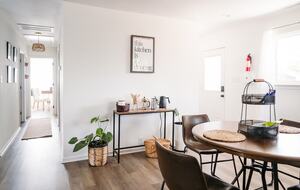 Peaceful Charlotte Getaway Close to the City - Charlotte, North Carolina