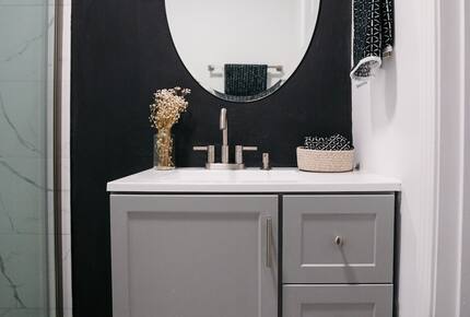 Peaceful Charlotte Getaway Close to the City - Charlotte, North Carolina