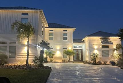 Rockport Bayfront Retreat - Rockport, Texas