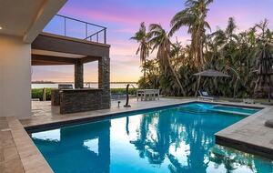 Waterfront Bradenton Home with Heated Pool - Bradenton, Florida