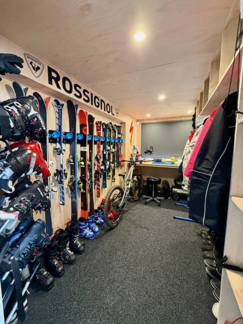 Calm Queenstown Home with Mountain Views - Queenstown, New Zealand