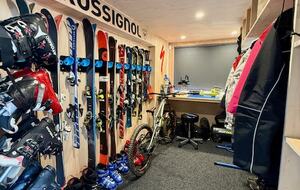 Calm Queenstown Home with Mountain Views - Queenstown, New Zealand