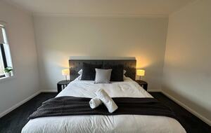 Luxury Bellbrae Retreat w/ Pool, Spa & 12 Guests - Bellbrae, Australia