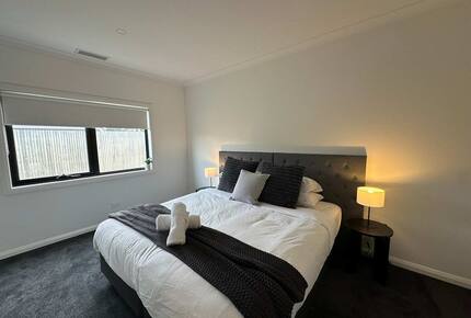 Luxury Bellbrae Retreat w/ Pool, Spa & 12 Guests - Bellbrae, Australia