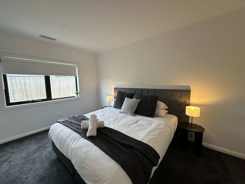 Luxury Bellbrae Retreat w/ Pool, Spa & 12 Guests - Bellbrae, Australia