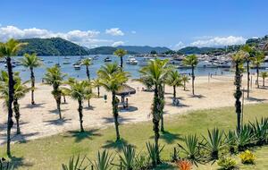 Sophisticated Beachfront Haven in Angra - Angra dos Reis, Brazil