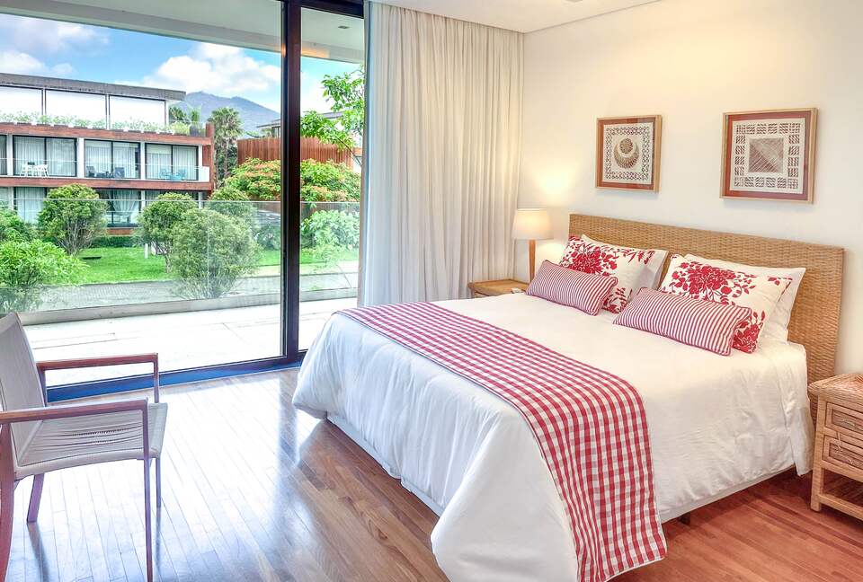 Sophisticated Beachfront Haven in Angra - Angra dos Reis, Brazil