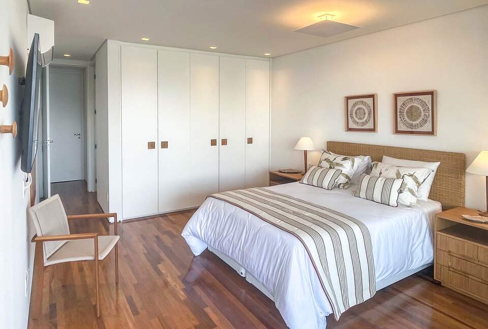 Sophisticated Beachfront Haven in Angra - Angra dos Reis, Brazil