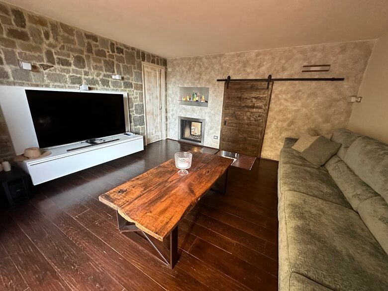 An Elegant Tuscan Villa in the Heart of Chianti - Barberino Tavarnelle, Italy