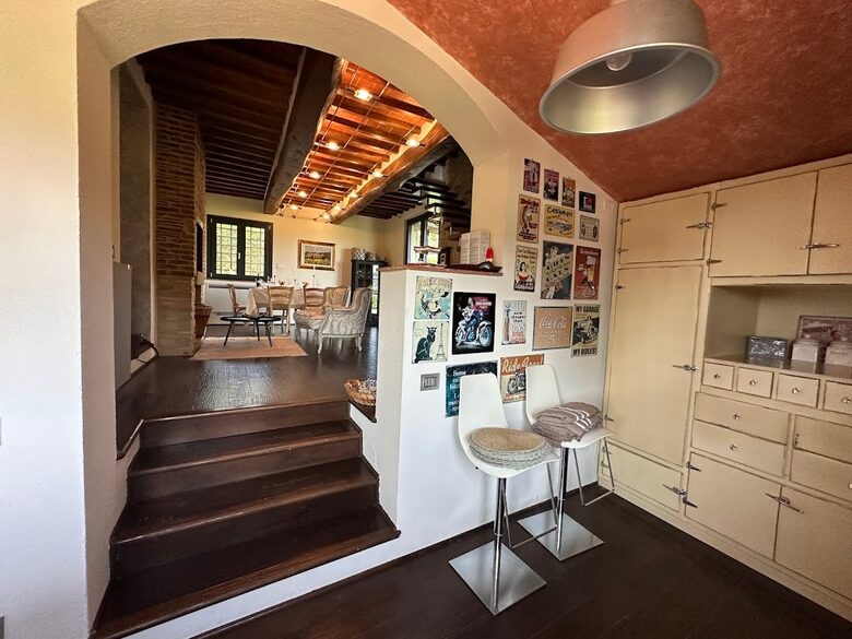 An Elegant Tuscan Villa in the Heart of Chianti - Barberino Tavarnelle, Italy