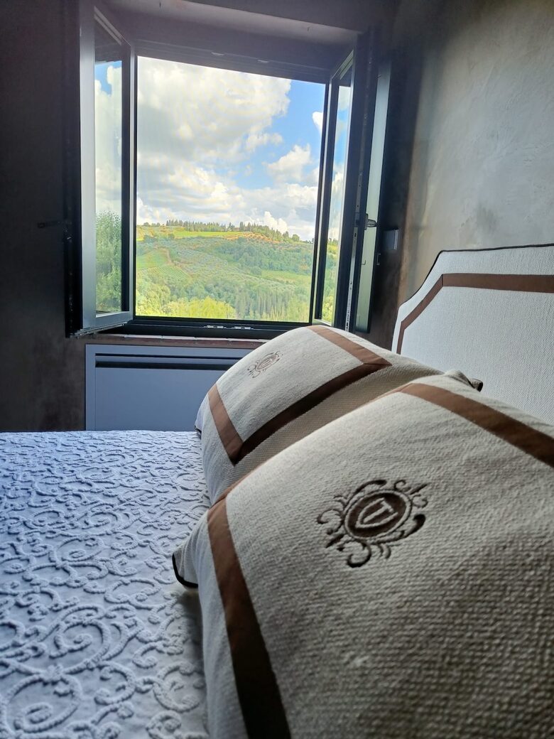 An Elegant Tuscan Villa in the Heart of Chianti - Barberino Tavarnelle, Italy