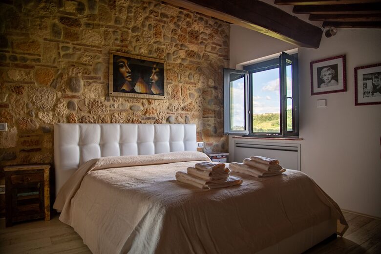 An Elegant Tuscan Villa in the Heart of Chianti - Barberino Tavarnelle, Italy