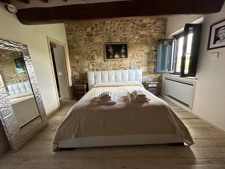 An Elegant Tuscan Villa in the Heart of Chianti - Barberino Tavarnelle, Italy