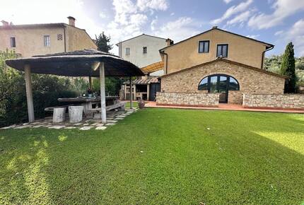 An Elegant Tuscan Villa in the Heart of Chianti - Barberino Tavarnelle, Italy