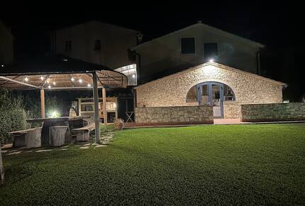 An Elegant Tuscan Villa in the Heart of Chianti - Barberino Tavarnelle, Italy