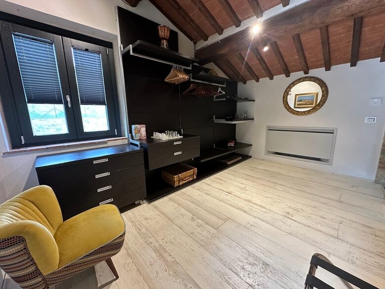 An Elegant Tuscan Villa in the Heart of Chianti - Barberino Tavarnelle, Italy