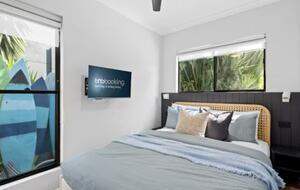 Modern Gold Coast Getaway | Alfresco Living near Tallebudgera Creek - Gold Coast, Australia