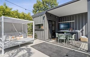 Modern Gold Coast Getaway | Alfresco Living near Tallebudgera Creek - Gold Coast, Australia