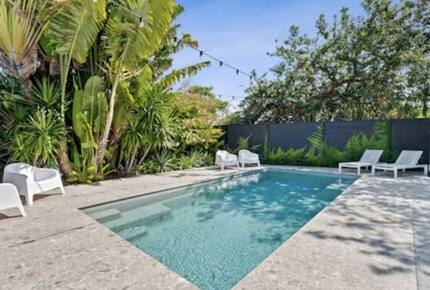 Modern Gold Coast Getaway | Alfresco Living near Tallebudgera Creek - Gold Coast, Australia