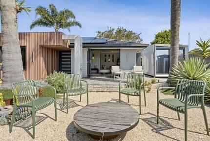 Modern Gold Coast Getaway | Alfresco Living near Tallebudgera Creek - Gold Coast, Australia