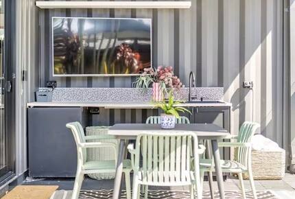 Modern Gold Coast Getaway | Alfresco Living near Tallebudgera Creek - Gold Coast, Australia