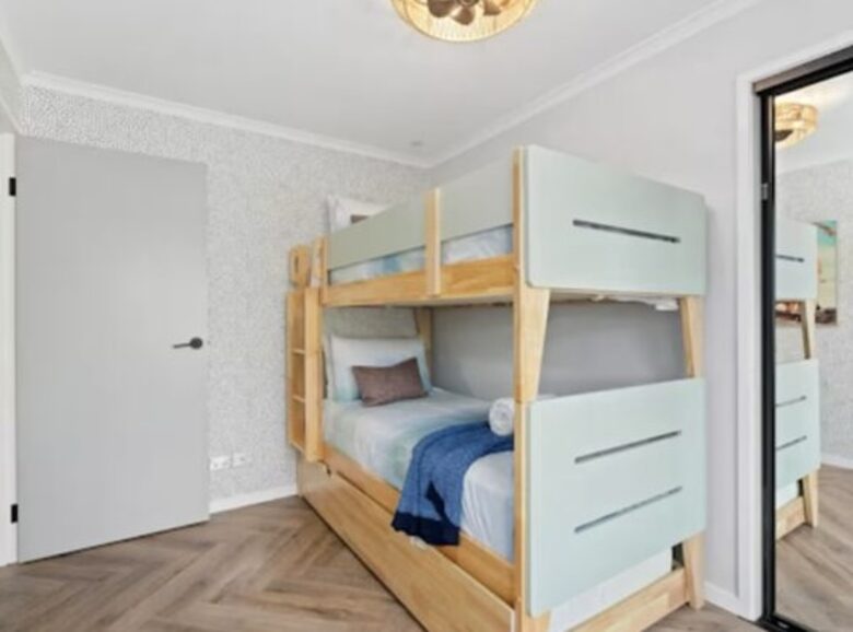 Modern Gold Coast Getaway | Alfresco Living near Tallebudgera Creek - Gold Coast, Australia