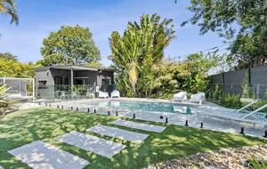 Modern Gold Coast Getaway | Alfresco Living near Tallebudgera Creek - Gold Coast, Australia