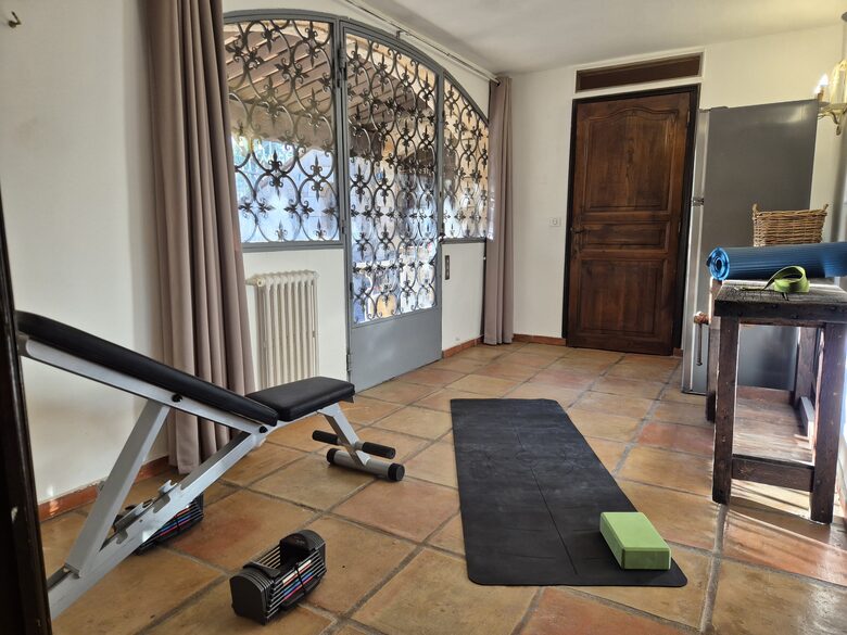 Sunlit Sophistication near Cannes - Cannes, France