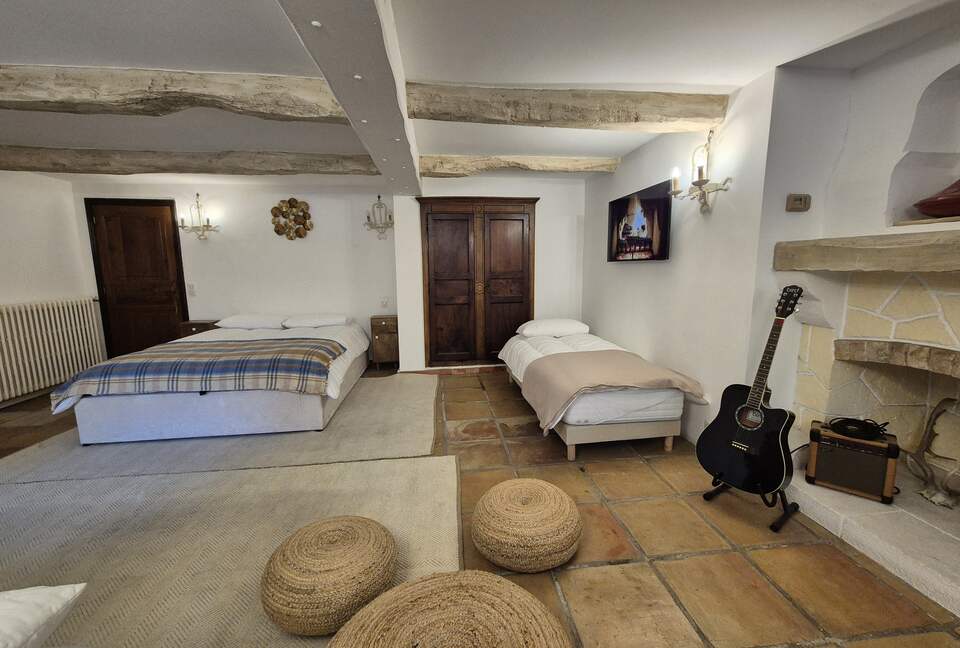 Sunlit Sophistication near Cannes - Cannes, France