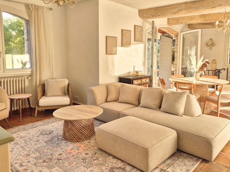 Sunlit Sophistication near Cannes - Cannes, France