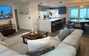 Siesta Key Beach Retreat - Siesta Key, Sarasota, Florida