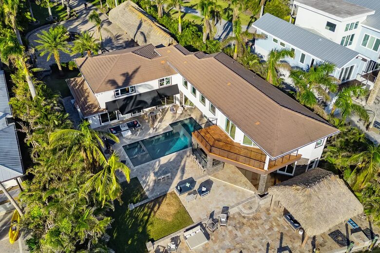 Waterfront Bradenton Home with Heated Pool - Bradenton, Florida