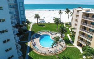 Siesta Key Beach Retreat - Siesta Key, Sarasota, Florida