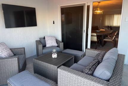 Siesta Key Beach Retreat - Siesta Key, Sarasota, Florida