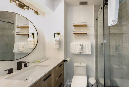 Siesta Key Beach Retreat - Siesta Key, Sarasota, Florida