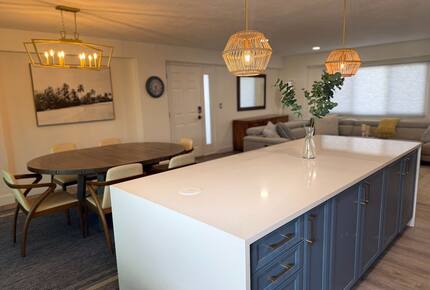 Siesta Key Beach Retreat - Siesta Key, Sarasota, Florida