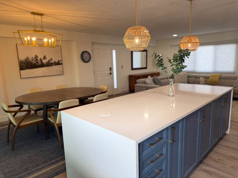 Siesta Key Beach Retreat - Siesta Key, Sarasota, Florida