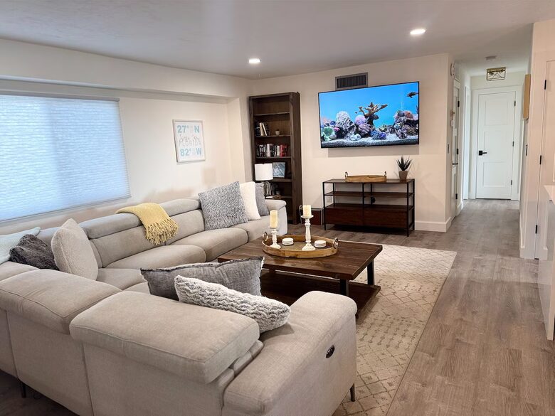 Siesta Key Beach Retreat - Siesta Key, Sarasota, Florida