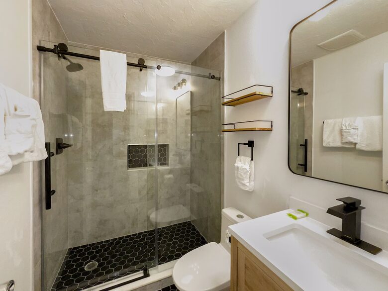 Siesta Key Beach Retreat - Siesta Key, Sarasota, Florida