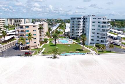 Siesta Key Beach Retreat - Siesta Key, Sarasota, Florida