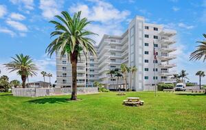 Siesta Key Beach Retreat - Siesta Key, Sarasota, Florida