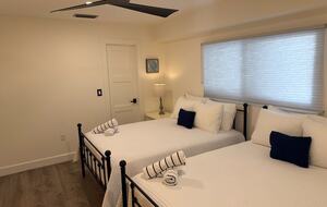 Siesta Key Beach Retreat - Siesta Key, Sarasota, Florida