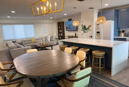 Siesta Key Beach Retreat - Siesta Key, Sarasota, Florida