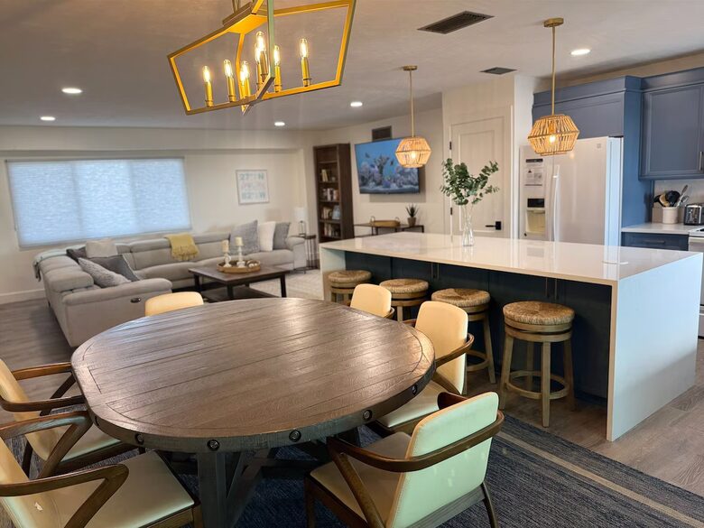 Siesta Key Beach Retreat - Siesta Key, Sarasota, Florida