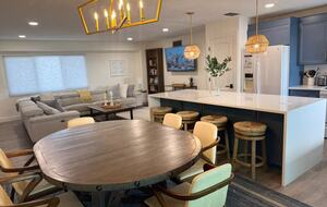 Siesta Key Beach Retreat - Siesta Key, Sarasota, Florida