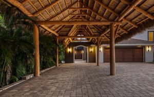 Waterfront Bradenton Home with Heated Pool - Bradenton, Florida