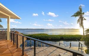 Waterfront Bradenton Home with Heated Pool - Bradenton, Florida