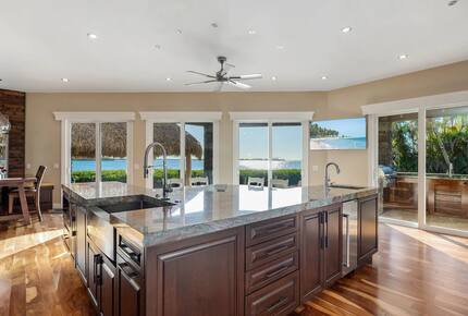 Waterfront Bradenton Home with Heated Pool - Bradenton, Florida