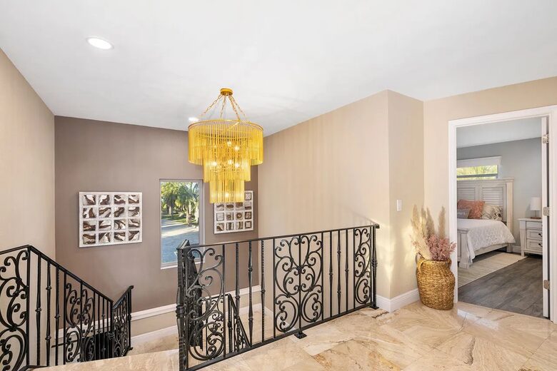 Waterfront Bradenton Home with Heated Pool - Bradenton, Florida